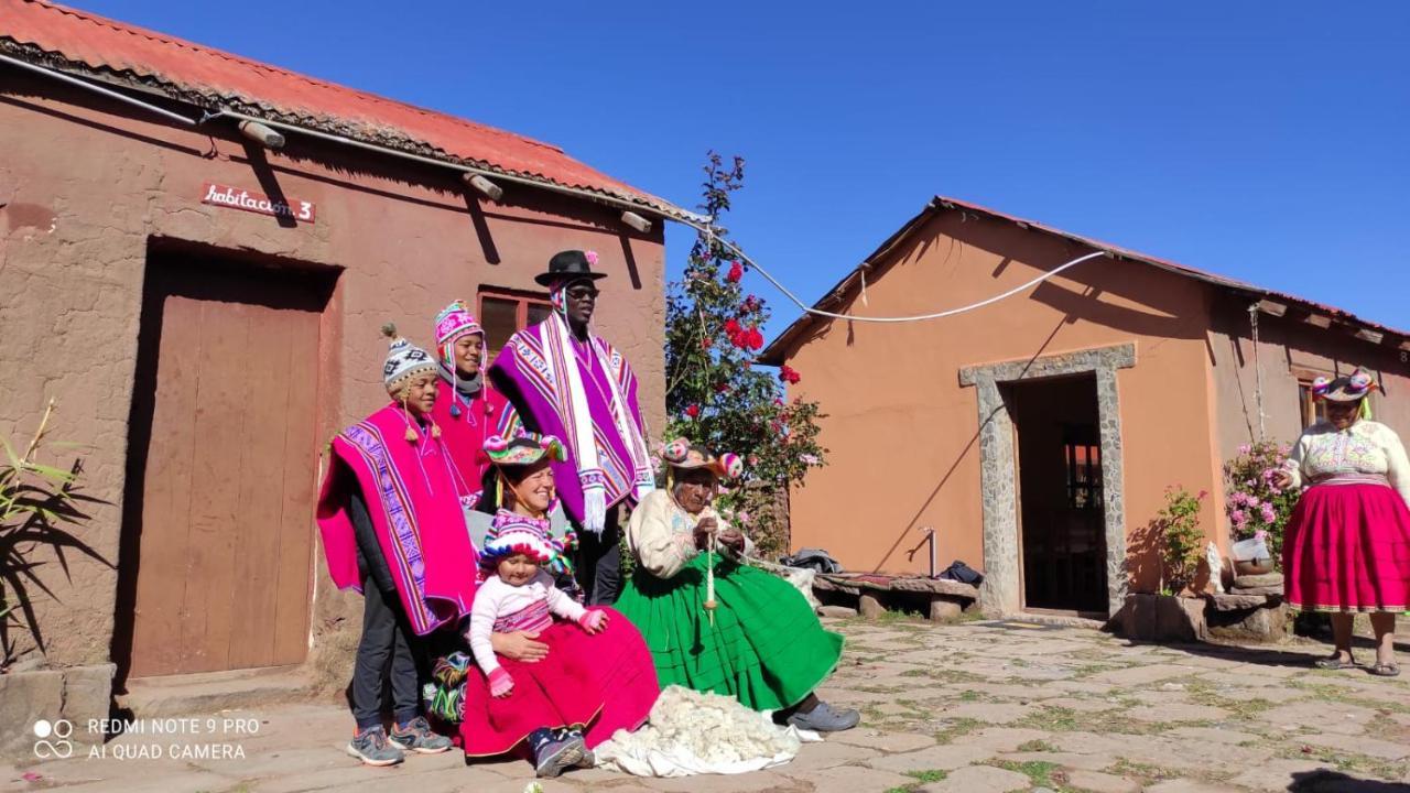 Hospedaje Rural La Florida En Llachon, Titicaca Пуно Екстериор снимка